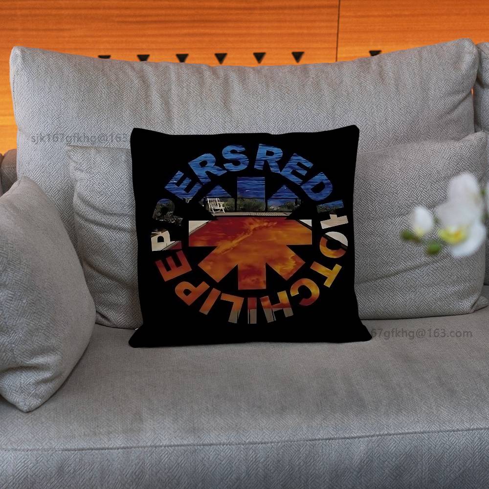 Poszewka na poduszkę R-Red Hot – Hot Home Of Textiles recenzja i cena